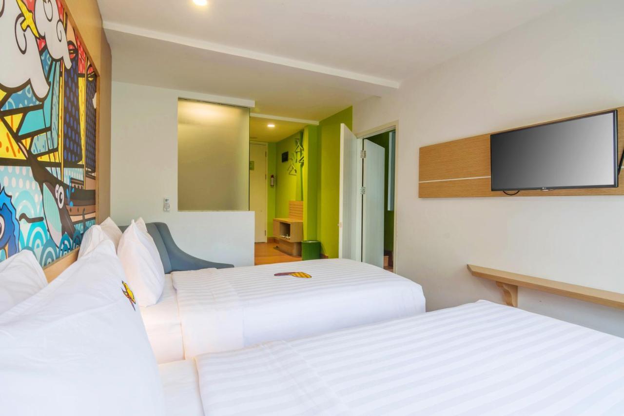 Maxonehotels At Resort Макасар Экстерьер фото